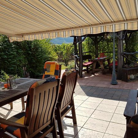 Ferienweinhaus Roemer-Knodt Kröv Esterno foto