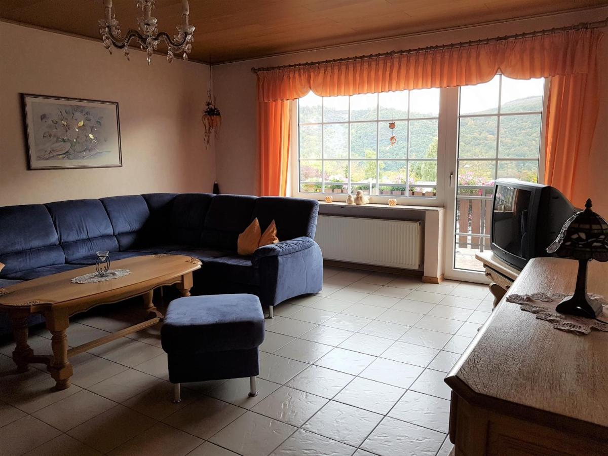 Ferienweinhaus Roemer-Knodt Kröv Esterno foto