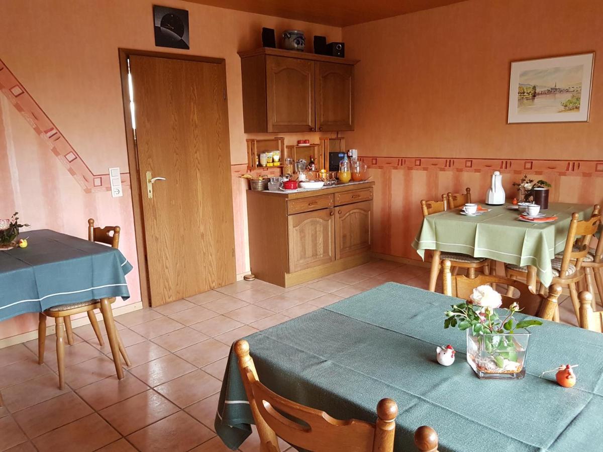 Ferienweinhaus Roemer-Knodt Kröv Esterno foto
