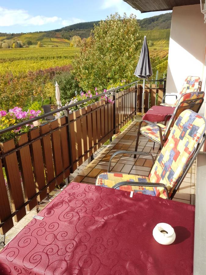 Ferienweinhaus Roemer-Knodt Kröv Esterno foto